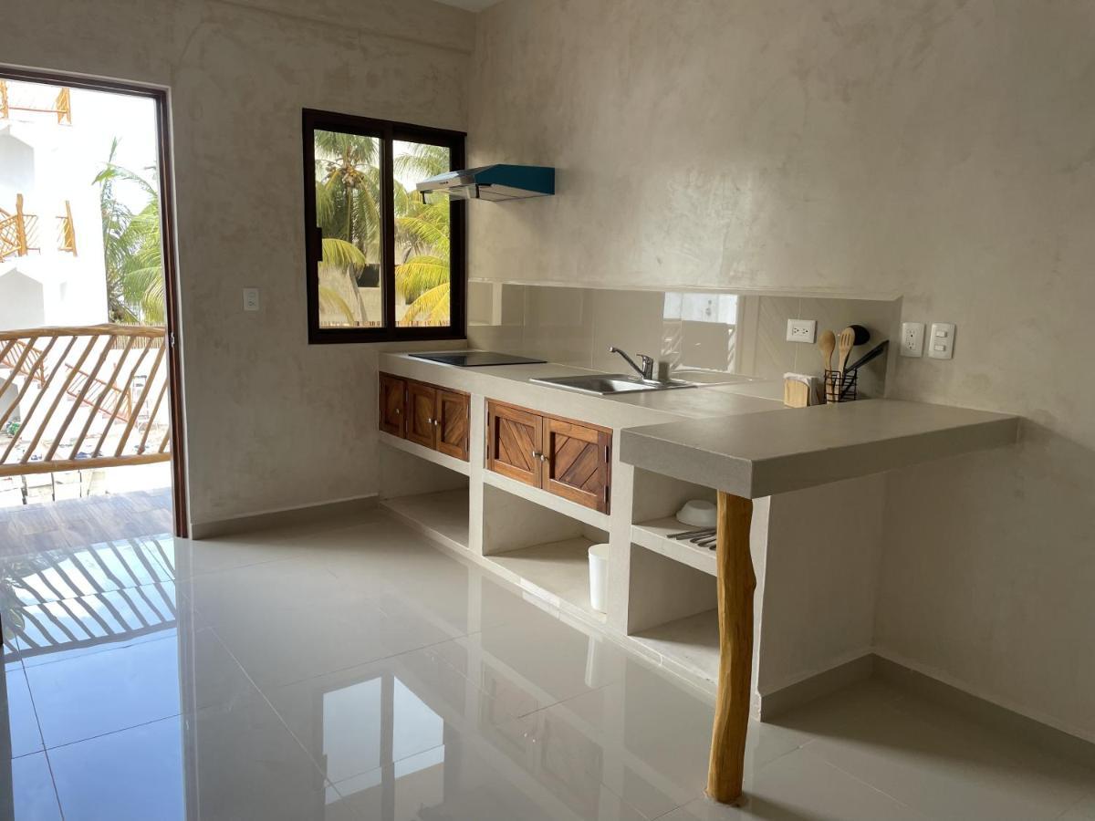 Mexhe Hotel El Cuyo Εξωτερικό φωτογραφία