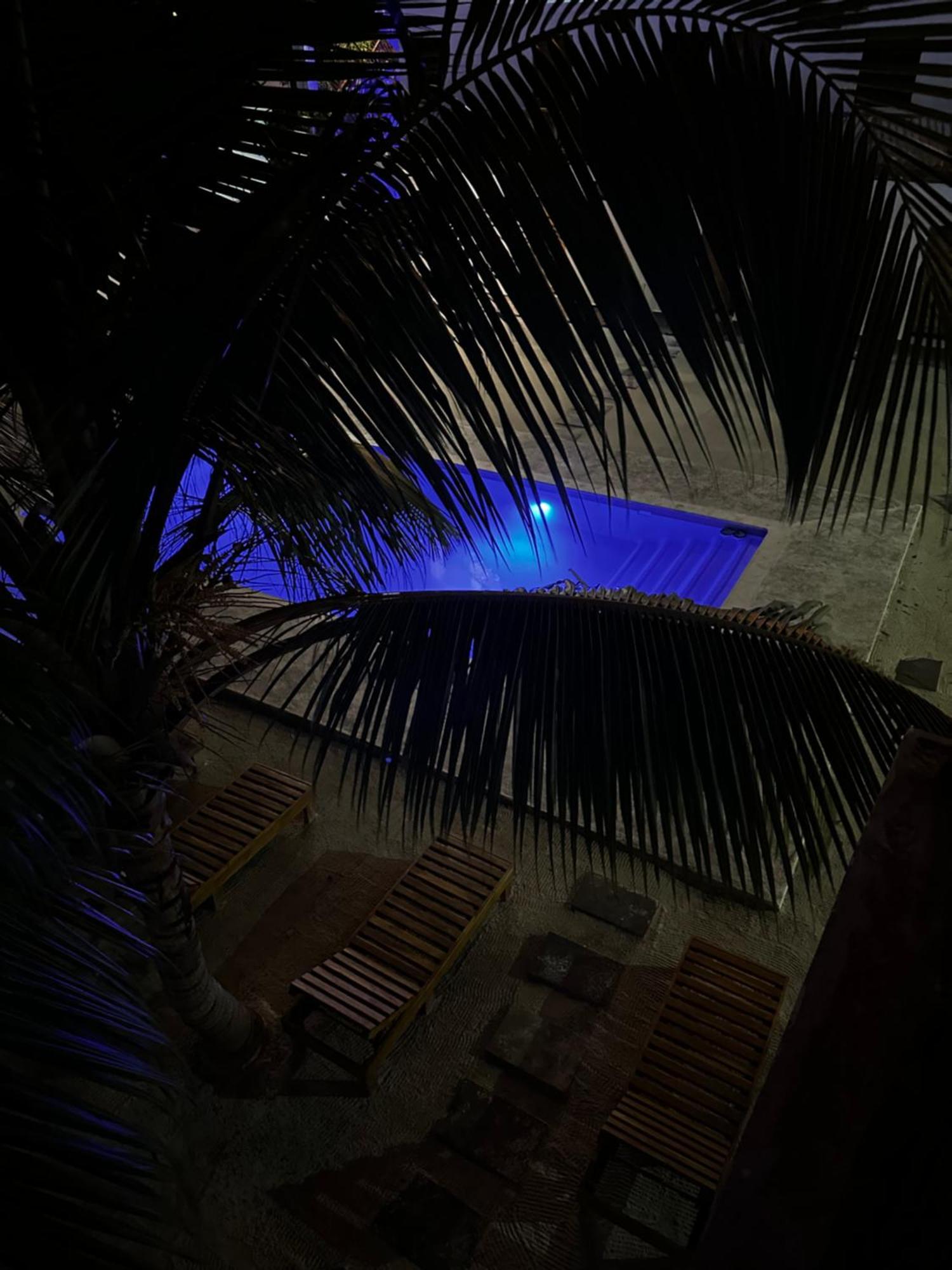 Mexhe Hotel El Cuyo Εξωτερικό φωτογραφία