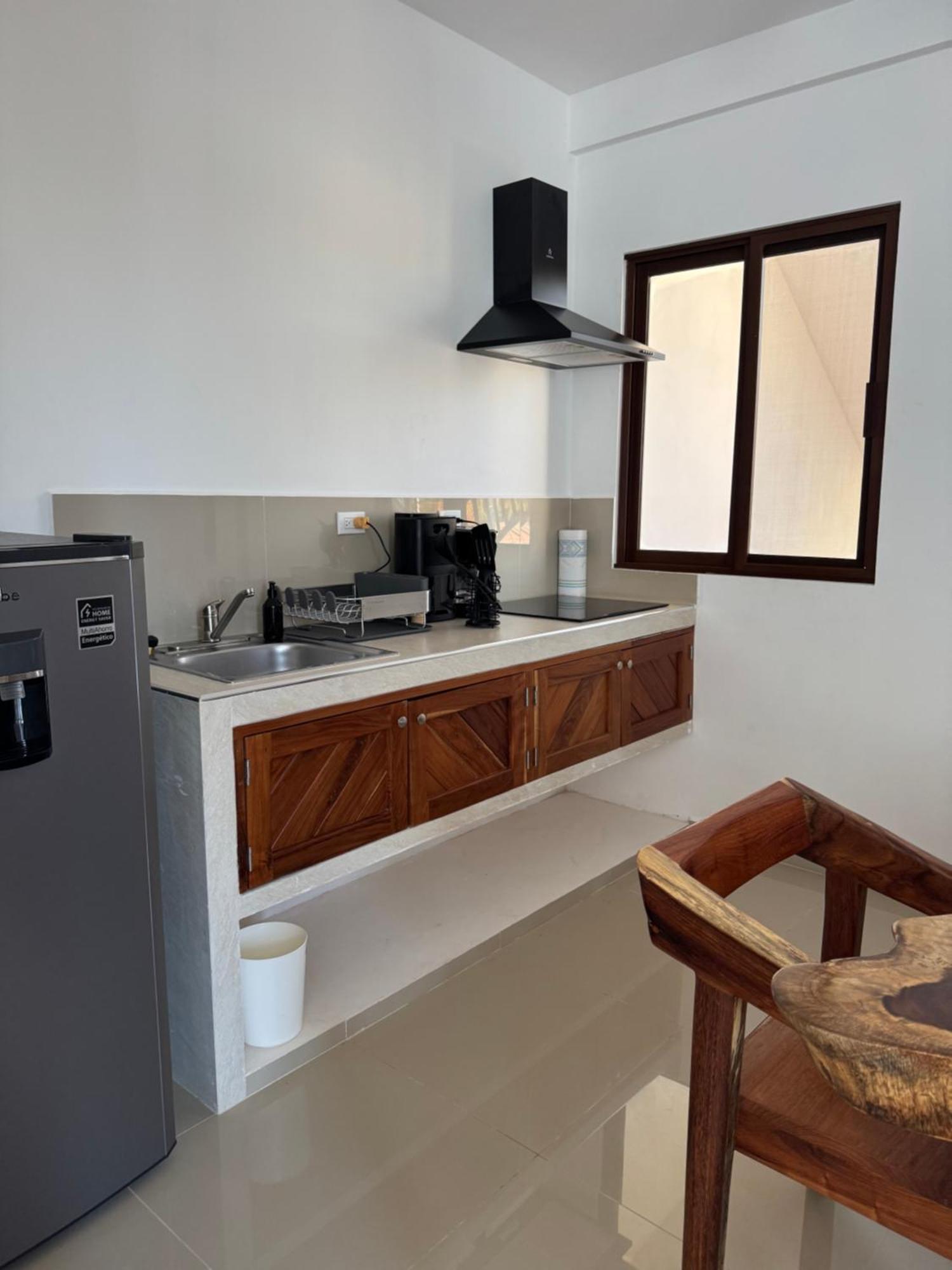 Mexhe Hotel El Cuyo Εξωτερικό φωτογραφία