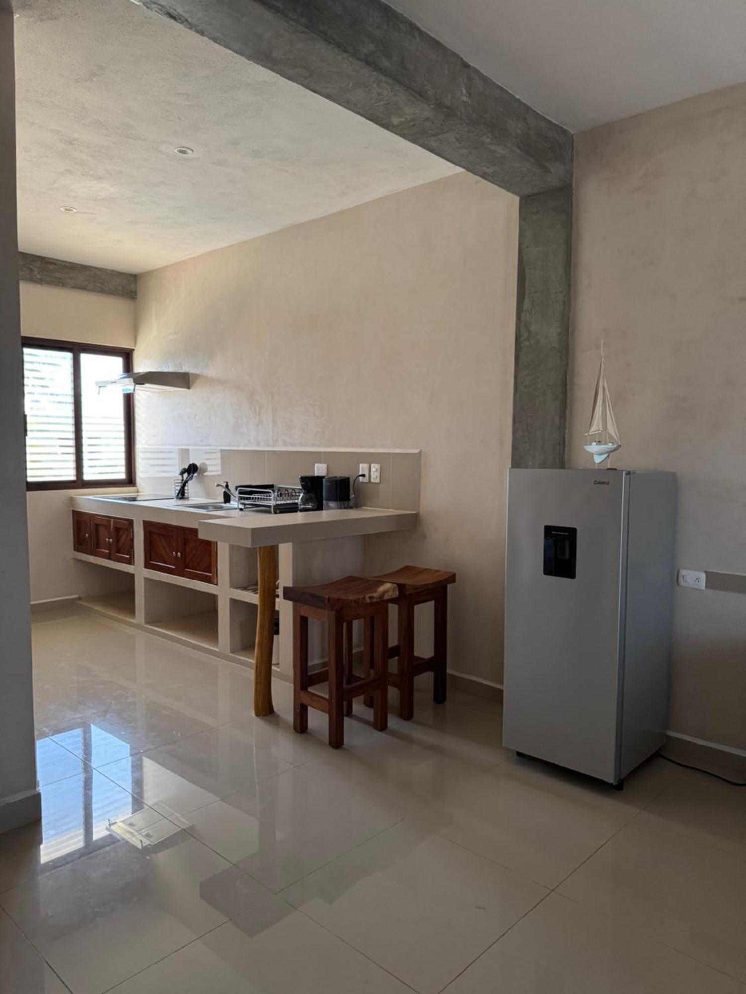 Mexhe Hotel El Cuyo Εξωτερικό φωτογραφία