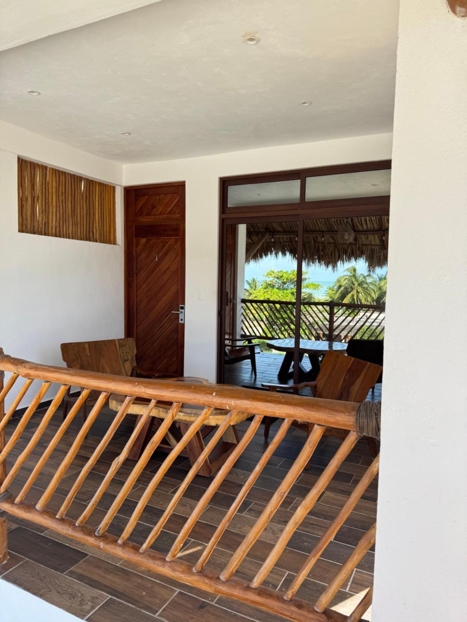 Mexhe Hotel El Cuyo Εξωτερικό φωτογραφία